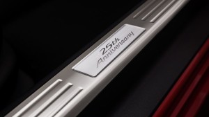 Anniversary Mazda MX-5sプレート