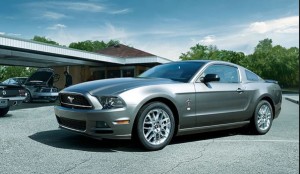 Mustang V6 Coupe Premium写真1