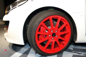 トロフィーRのタイヤとホイールとブレーキ
