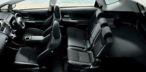 マイナーチェンジプリウスαキャビン